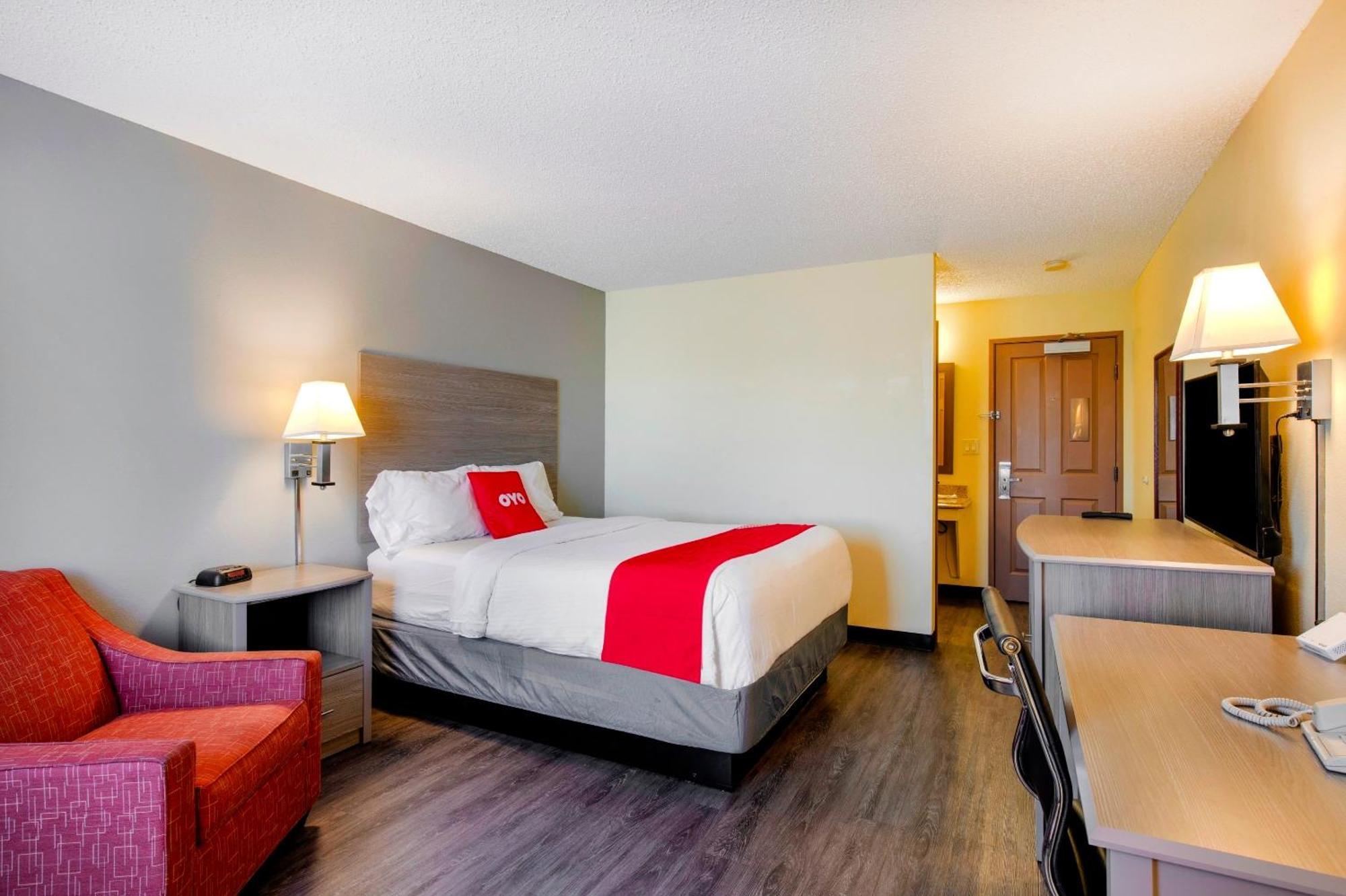 Oyo Hotel Castle Rock Co Downtown Esterno foto