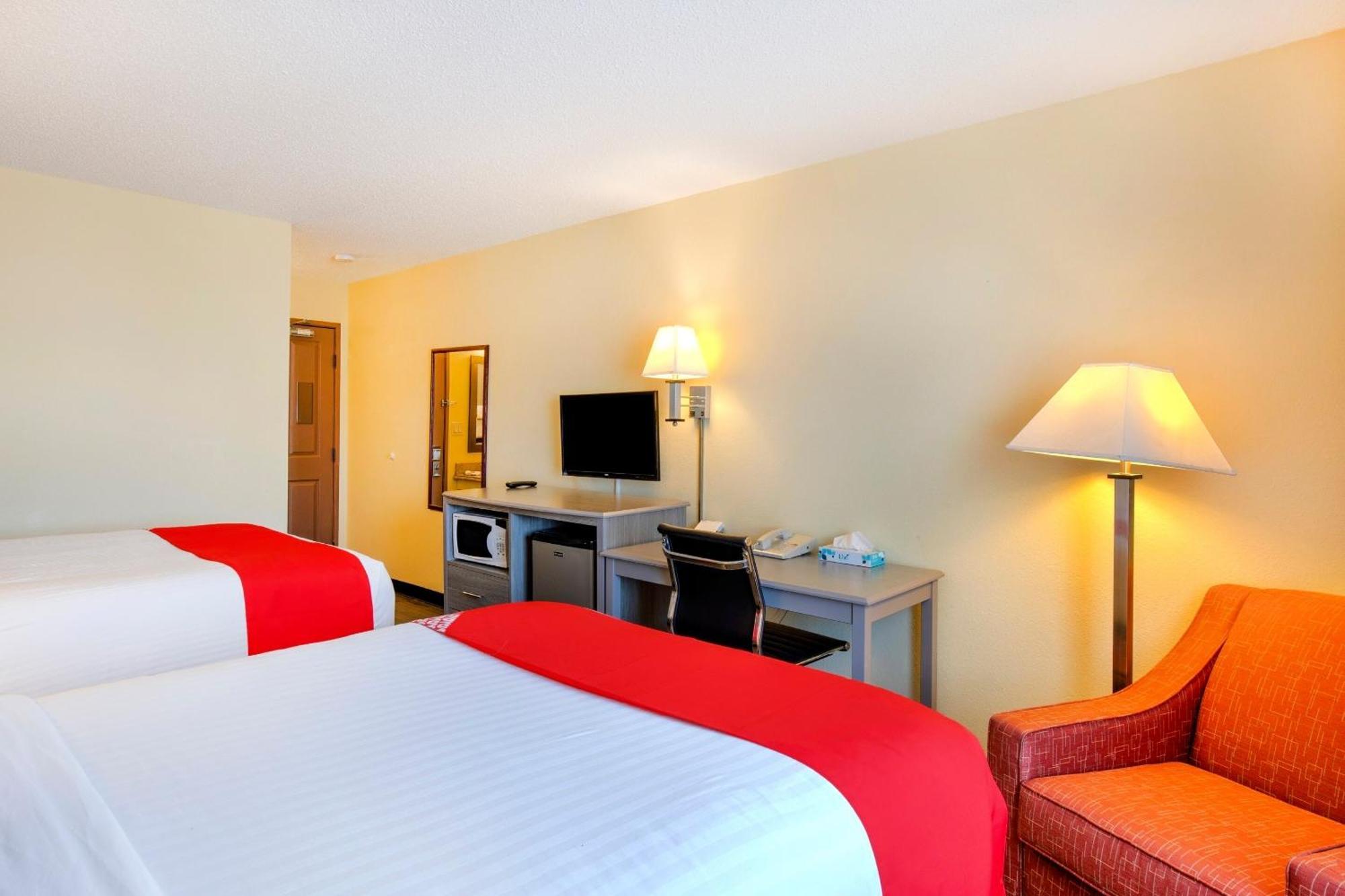Oyo Hotel Castle Rock Co Downtown Esterno foto